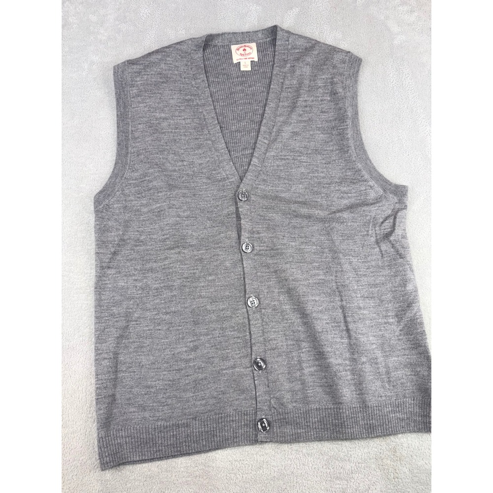 Brooks Brothers Red Fleece Mens LARGE Grey Extra Fine Merino Wool Cardigan Vest